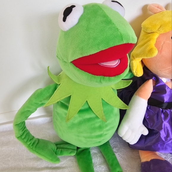 Disney Miss Piggy & Kermit the Frog Muppets Stuffies- EUC! - Picture 3 of 16
